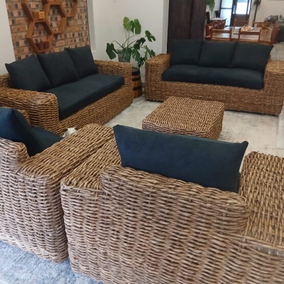 wicker outdoor suite